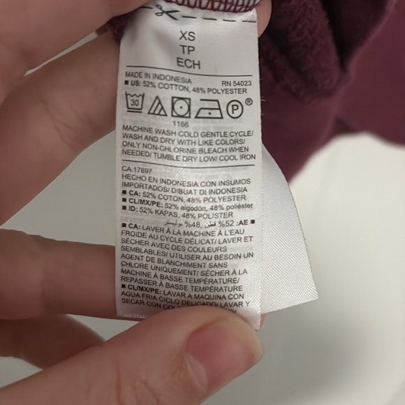 Burgundy Long Sleeve Sweater size: XS - Picture 6 of 6